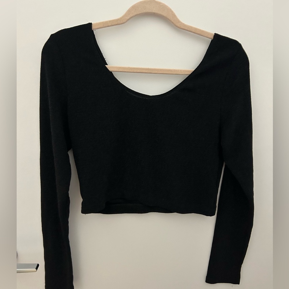 Black Shimmer Scoop Neck Crop Top